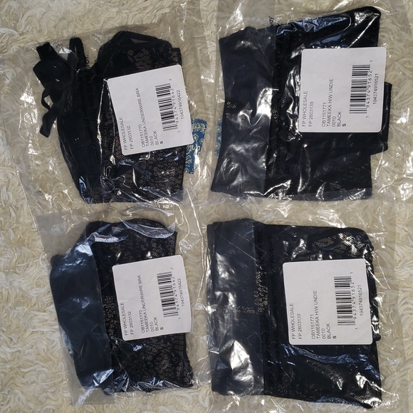 Free People Intimately Tameeka Bra & Panty Set Black Small - Picture 4 of 5